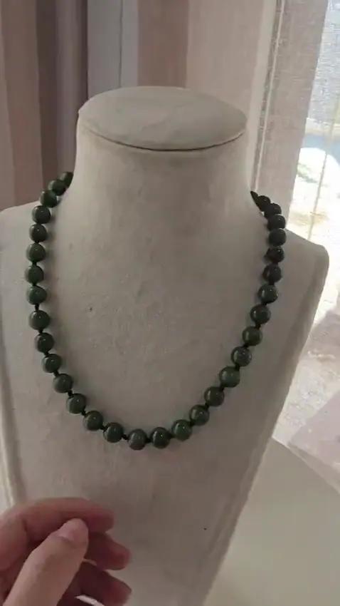 Collier Jade - Colliers