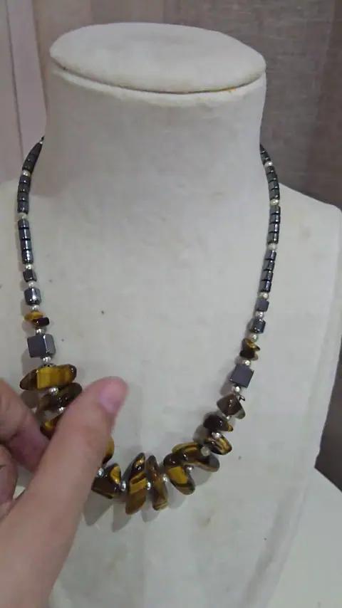 Collier Oeil de Tigre et Onyx - Colliers