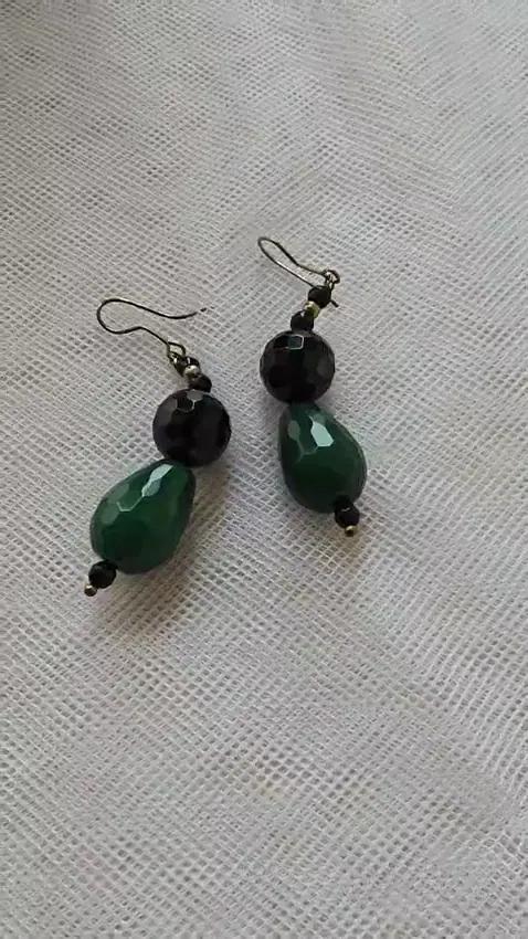 Boucles Jade et Onyx - Boucles d’oreilles
